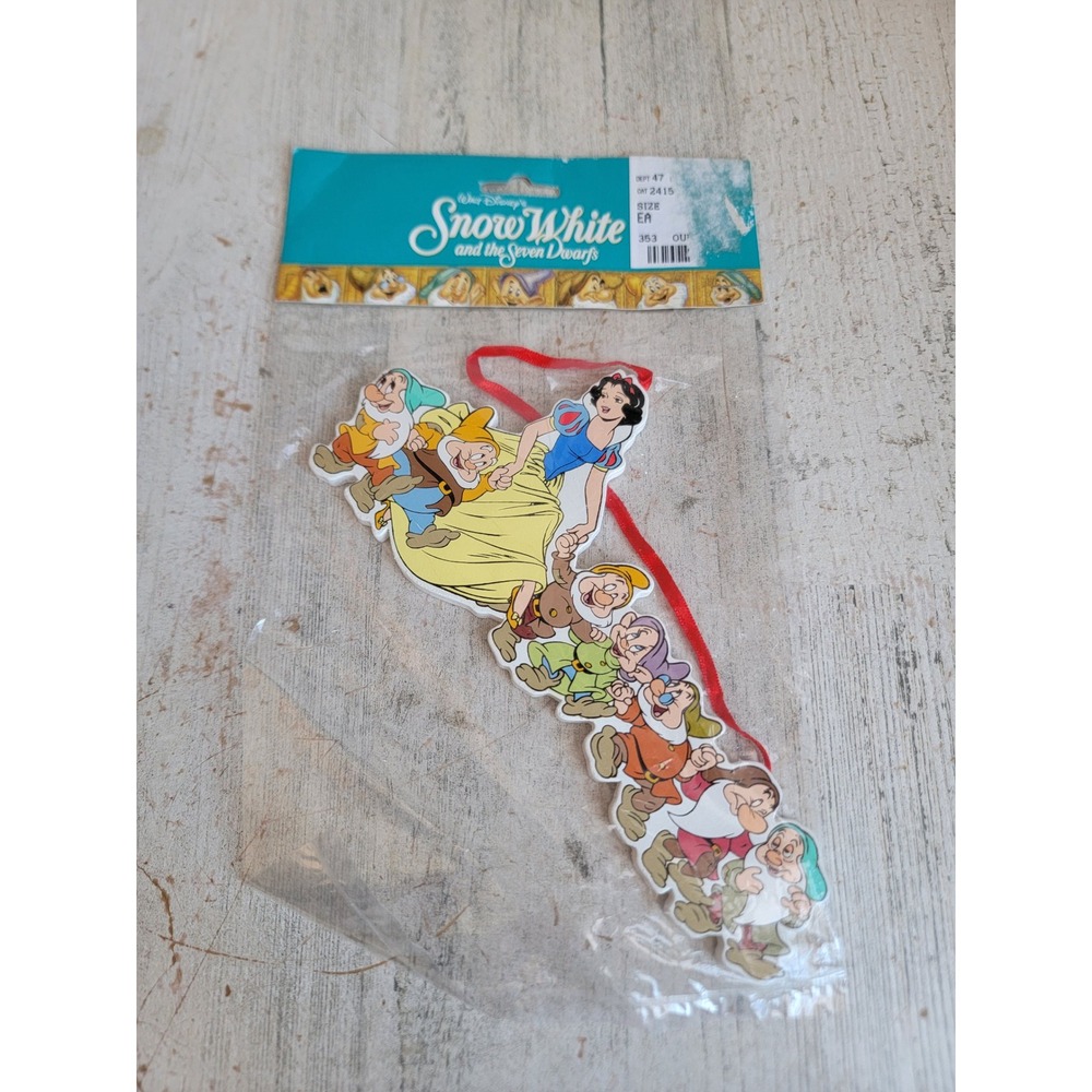 Vintage Kurt Adler Snow White seven dwarfs Disney wooden ornament Xmas‎
